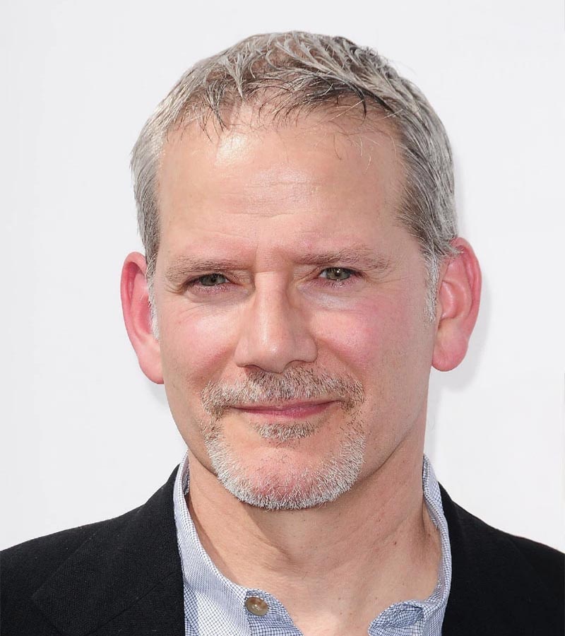 Headshot of Campbell Scott