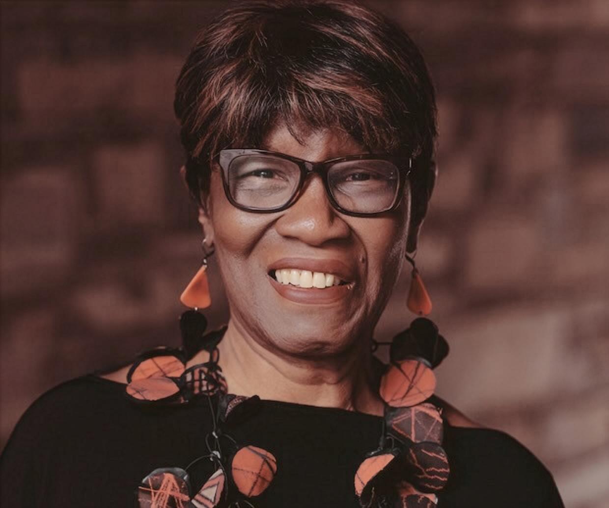 Patricia Smith Headshot