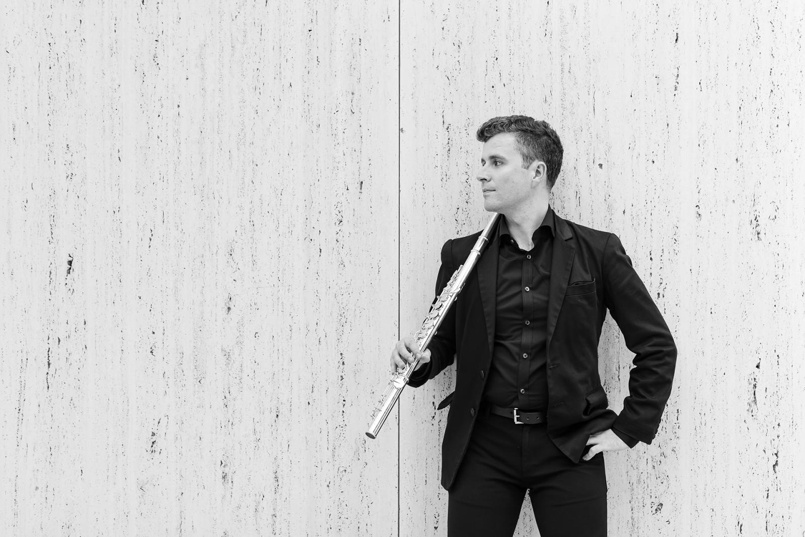 Headshot of guest flutist Sasha Ishov.