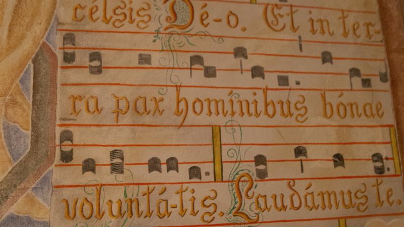 A photo of the musical cleft mural in the Boynton Chapel